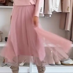 Eleganter Rock mit mehreren Lagen aus Tüll