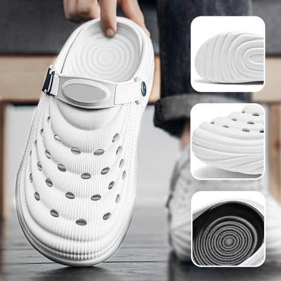 Atmungsaktive Slip-On-Sandalen für HerrenZwei Arten, ein Paar Schuhe zu tragen