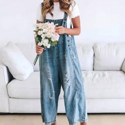 SOMMERANGEBOT - 50% RABATTSüe Damen-Latzhose im Jumpsuit-Stil aus Destroyed Denim mit Knpfen